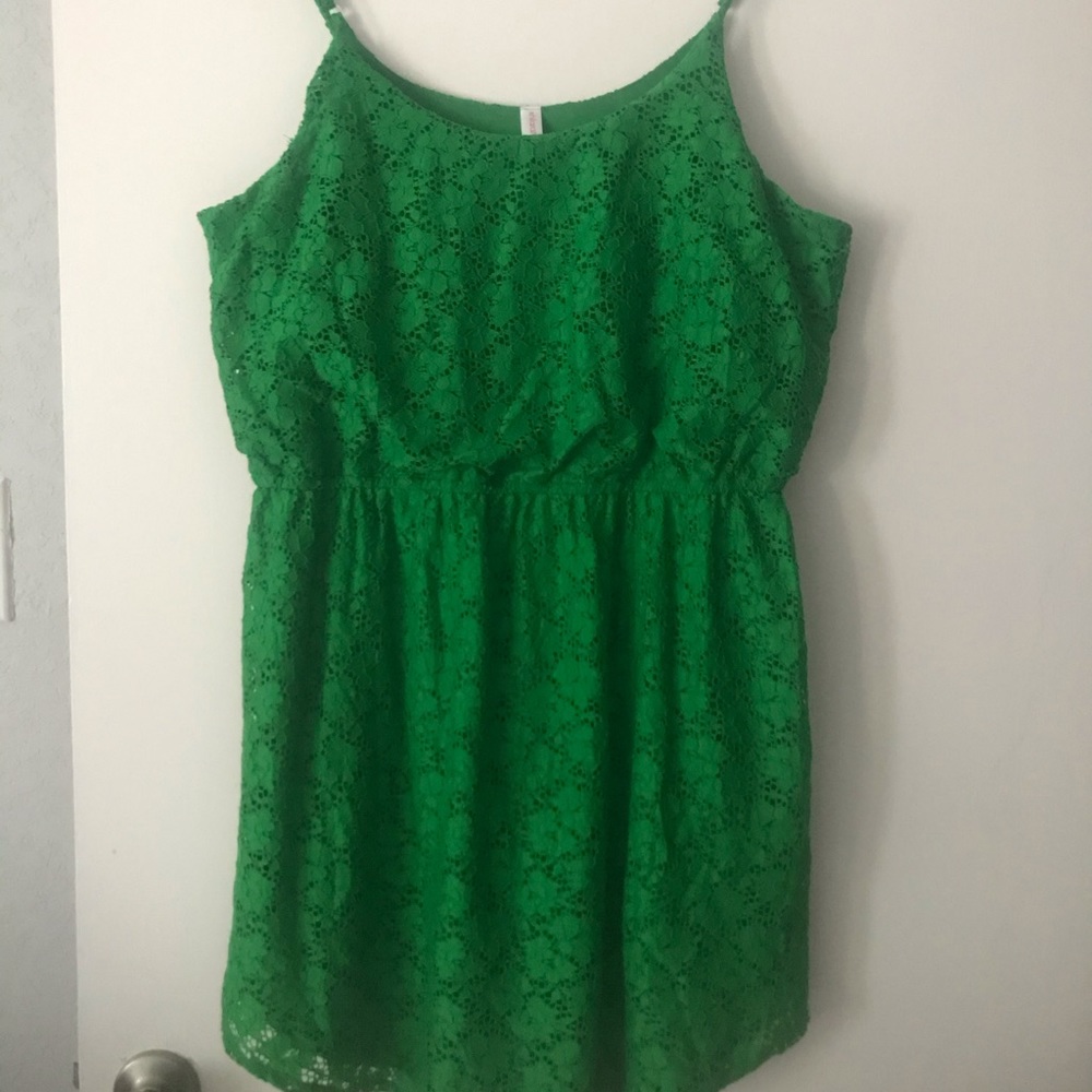 Cute green lace overlay summer dress